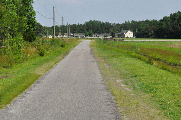 extremely narrow road to campground